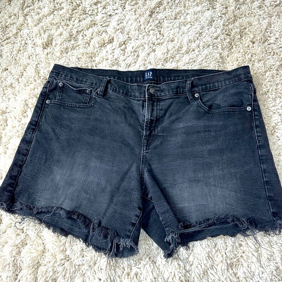 Gap Black Denim Shorts - Picture 1 of 8